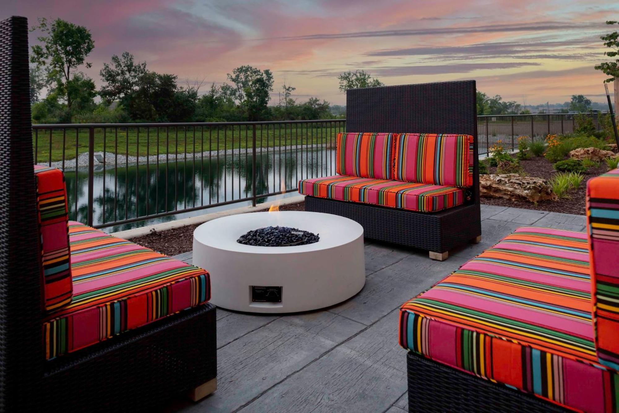 Home2 Suites By Hilton Fort Wayne North Sunnybrook Acres Εξωτερικό φωτογραφία